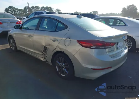 2017 Hyundai Elantra Se z USA, uszkodzony, nr VIN KMHD84LF1HU102764